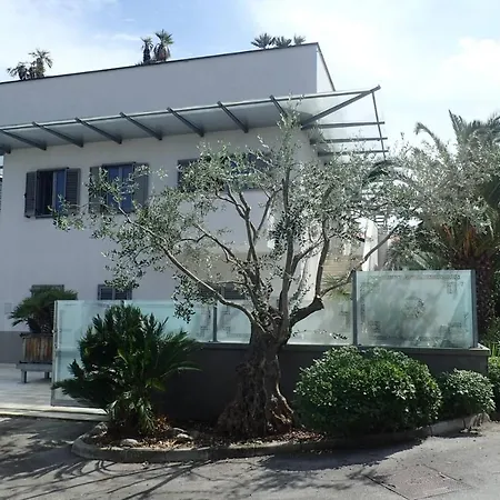 Medusa Ξενοδοχείο με διαμερίσματα 4*